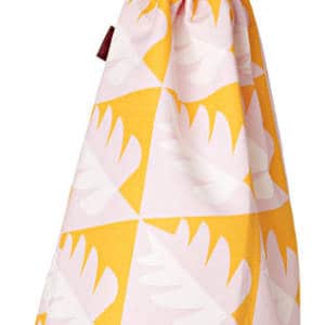<img src="laundry bag.jpg" alt="yellow leaf pattern cotton laundry bag"> 