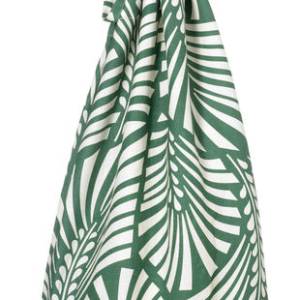 <img src="laundry bag.jpg" alt="laundry bag in cotton green fern floral print"> 